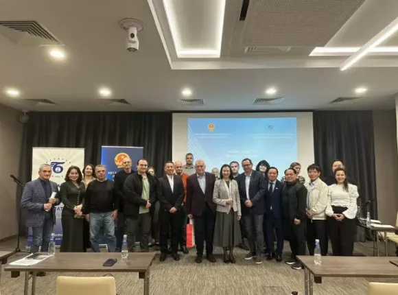 Tăng cường hợp tác, giao thương với thành phố Burgas – trung tâm công nghiệp, giao thông và du lịch Đông Nam Bulgaria